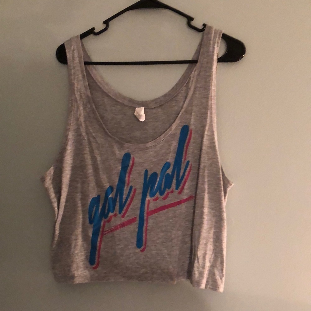 “Gal pal” crop top